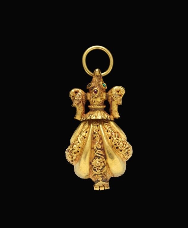Locket pendant. 17th century. India.