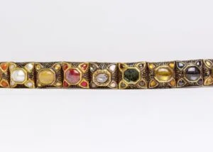 Navaratna armlet. Courtesy Victoria & Albert Museum.